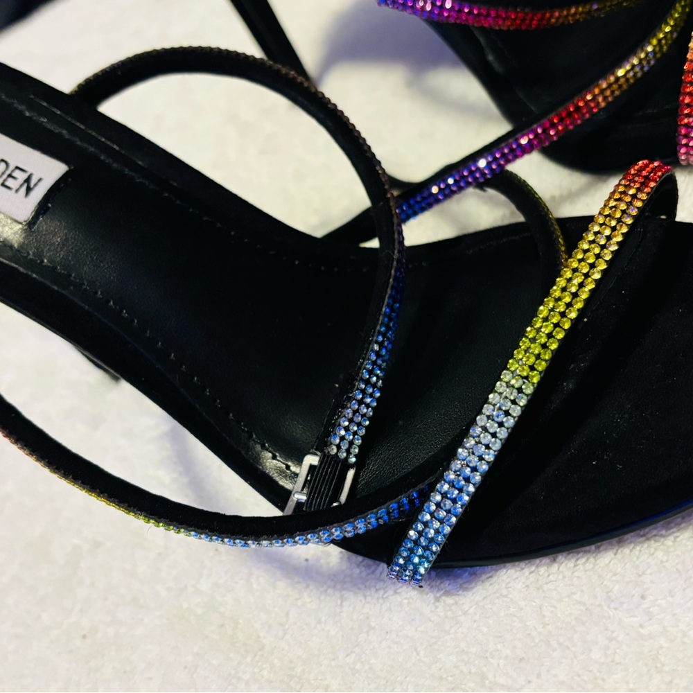 BRAND NEW Sparkly Heels By STEVE MADDEN - Size 8M - Heel Height 4 Inches - box 7 - Picture 3 of 8